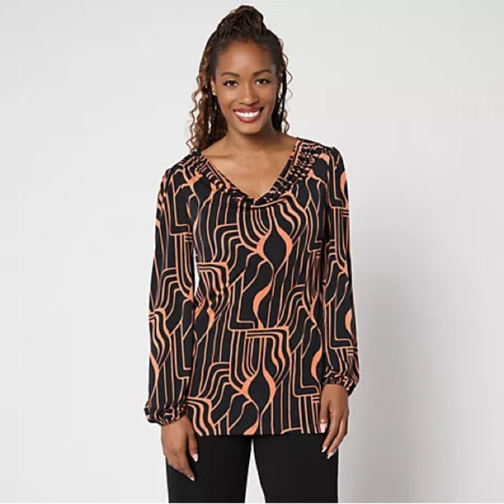 Susan Graver Women’s Liquid Knit Cowl Neck Top, blouson sleeves NWOT size L
